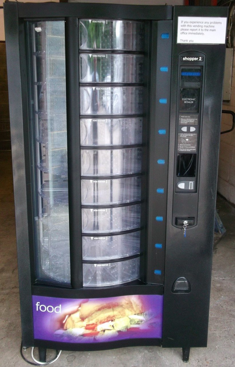 CRANE SHOPPER 2 Food Vending Machine