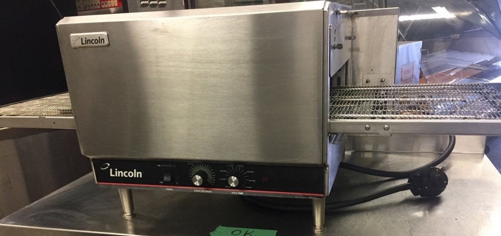 LINCOLN IMPINGER 16 inch Electric Pizza Conveyor Oven