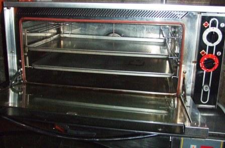 MORETTI 3 Tray Bake Off Convection Oven 1
