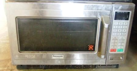 PANASONIC 1100Watt Commercial Microwave