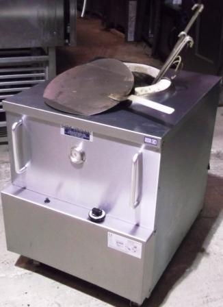 SHAHI Tandoor Oven with Spikes – only 11 months old