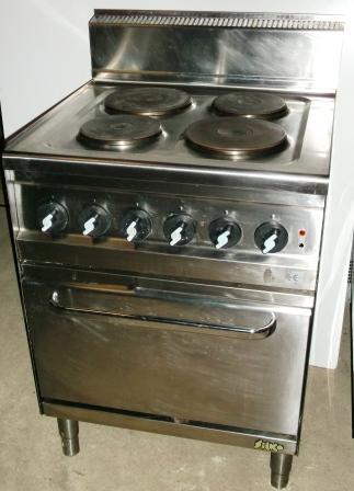 SILKO 4 Hob Electric Range with Oven 1