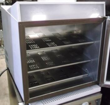 VAN DEN BERGH Counter Top Display Freezer 1