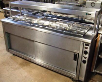 VICTOR 5 Well Heated Servery with Gantry
