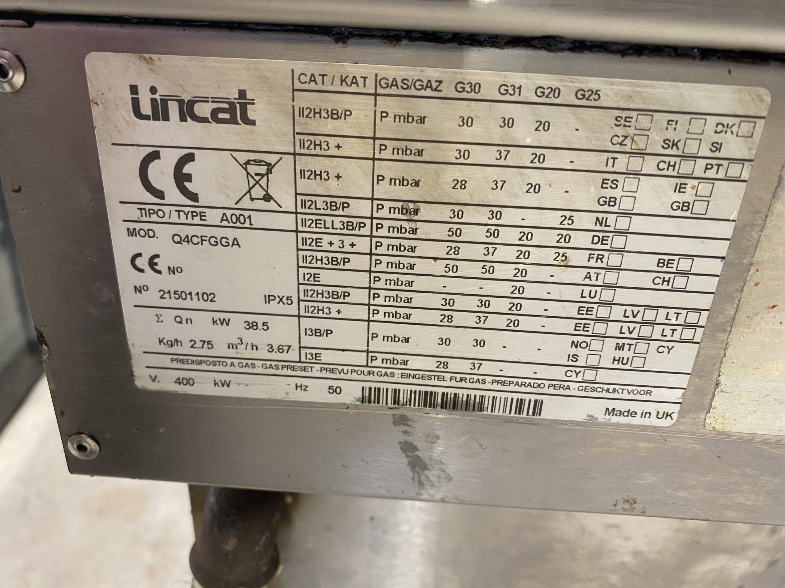 LINCAT Q90 4 Burner Gas Range with Oven