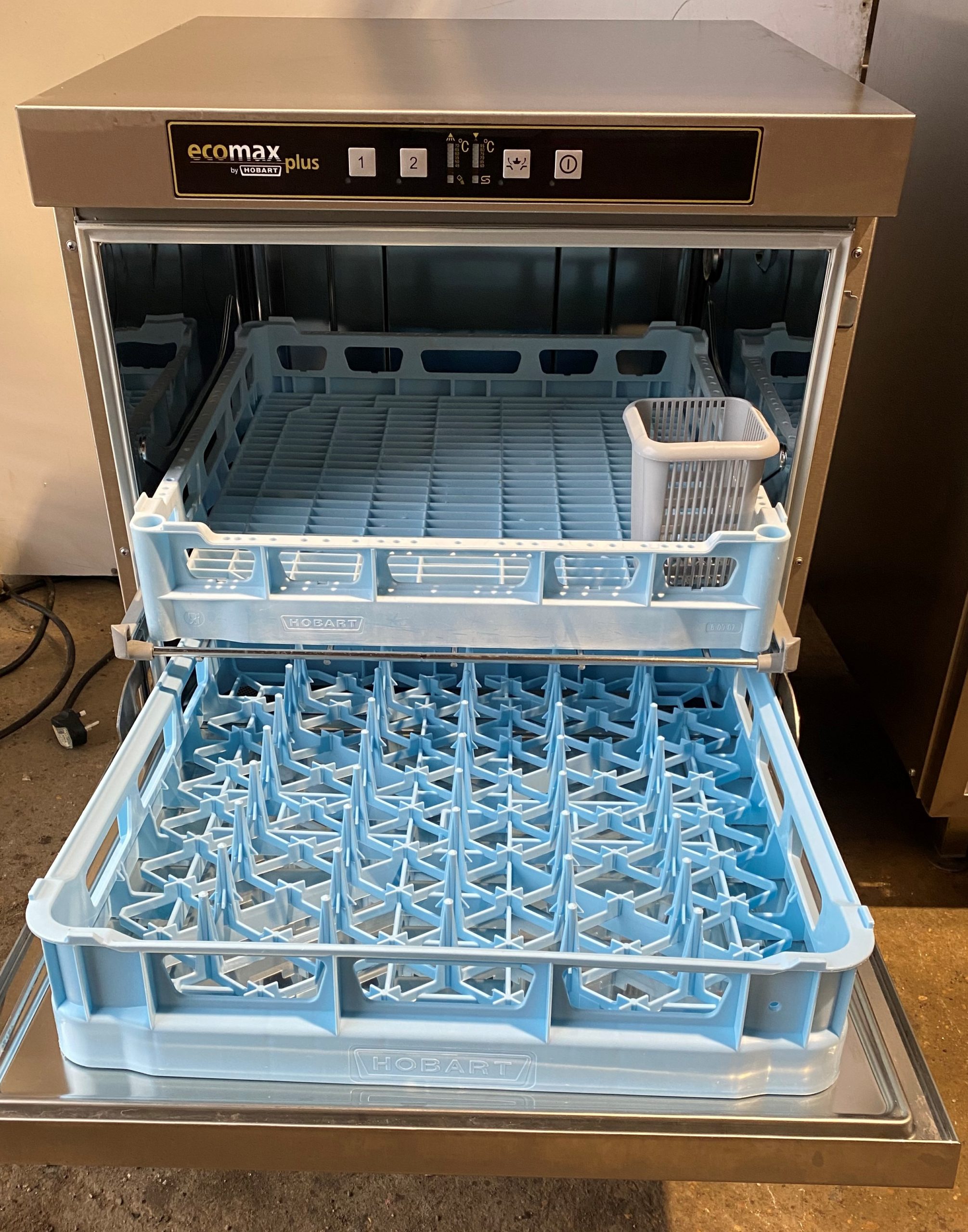 HOBART Ecomax 503S-10A Under Counter Dish Washer – Double rack model!