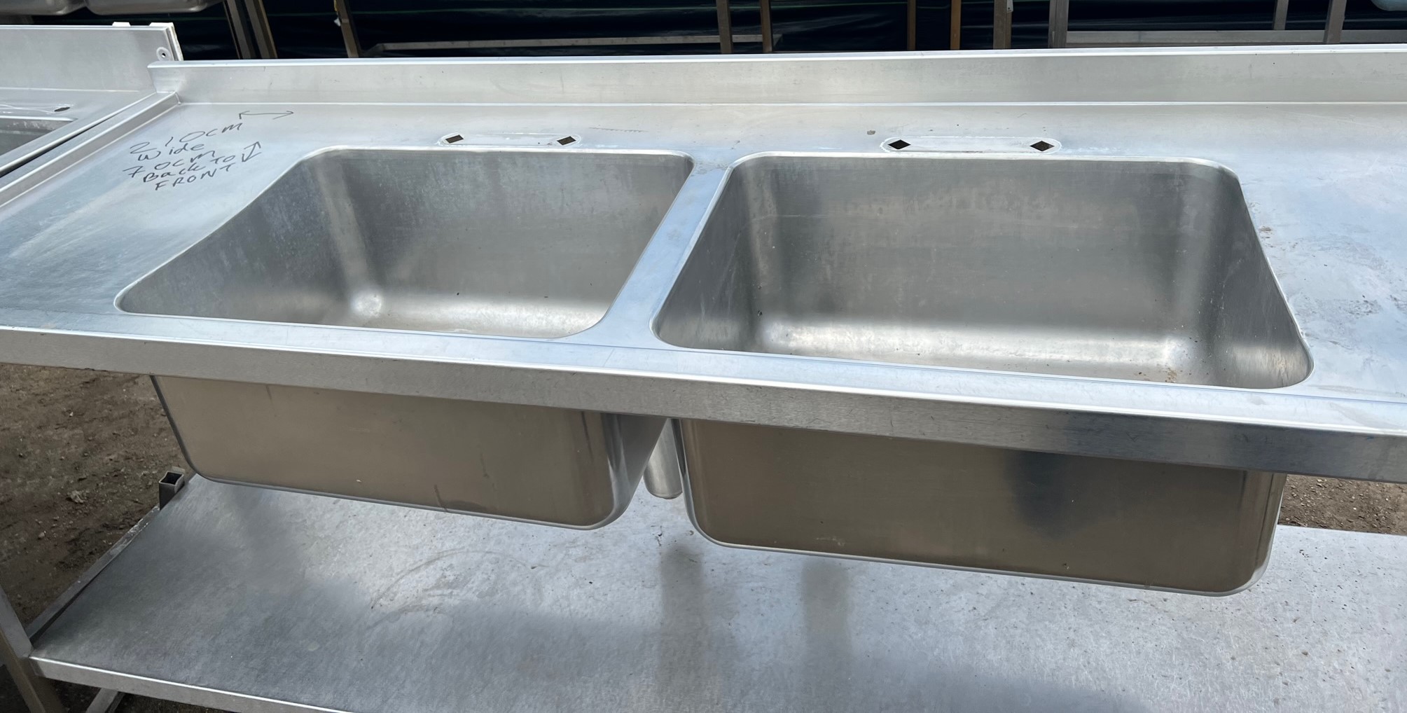Double Bowl Double Drainer Sink