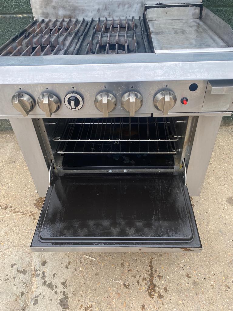 THOR 4 Range with Griddle and Oven