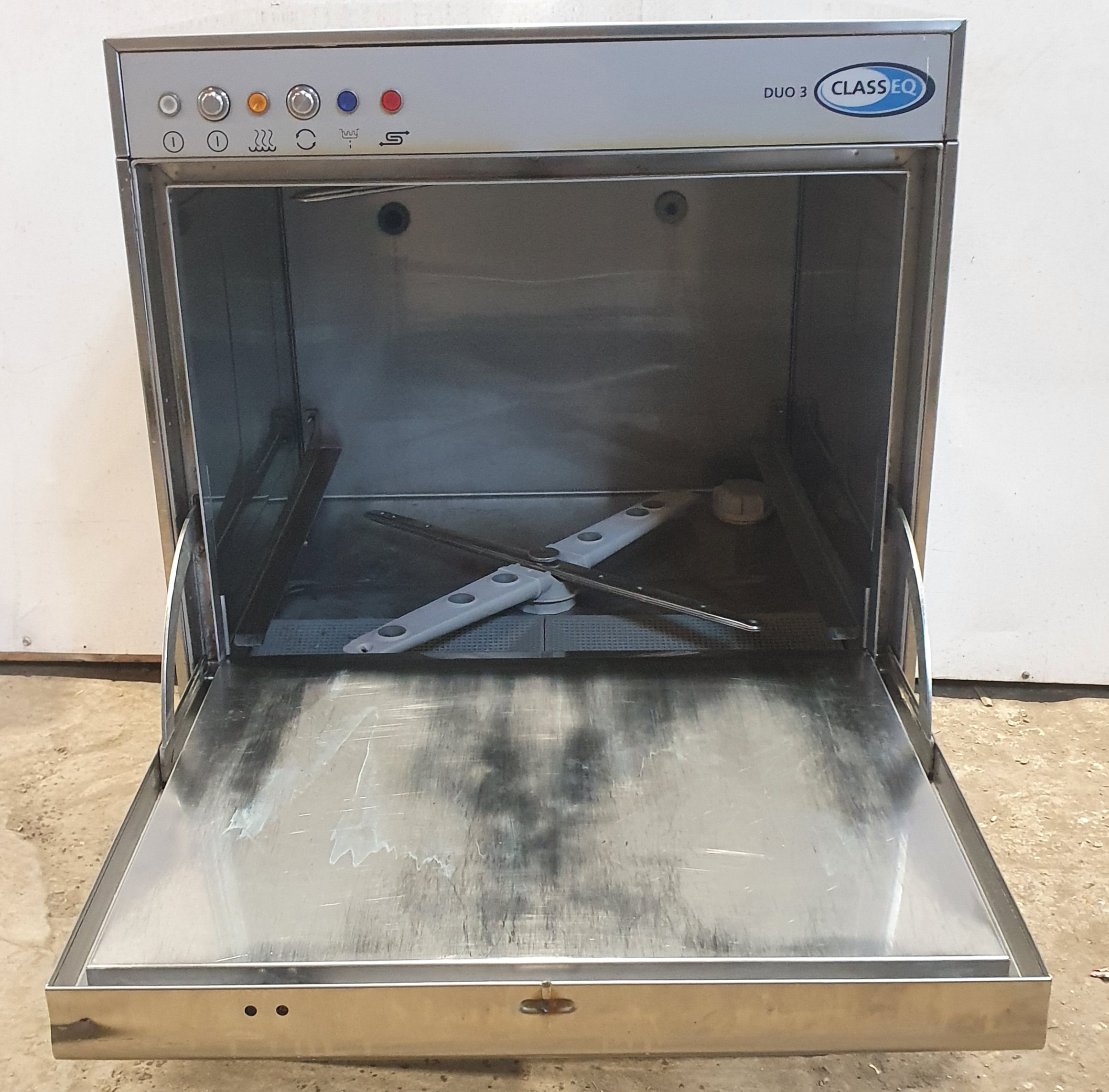CLASSEQ Duo 3 Under Counter Dish Washer – B Grade ex demo use only.