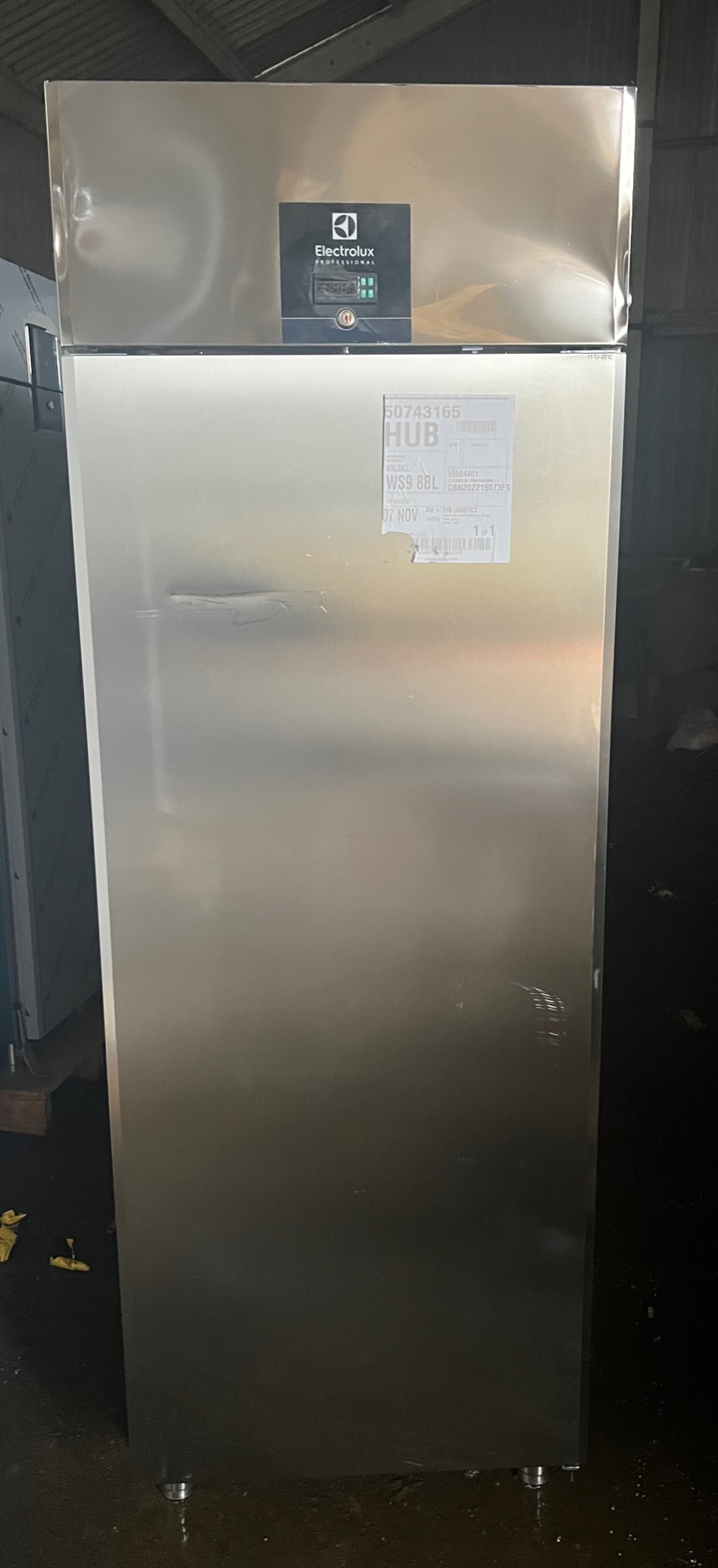 ELECTROLUX Single Door Freezer – B Grade with Slight Cosmetic Damage.